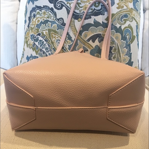 NWOT Vegan Leather Pink Cutout Tote Bag - Picture 4 of 8